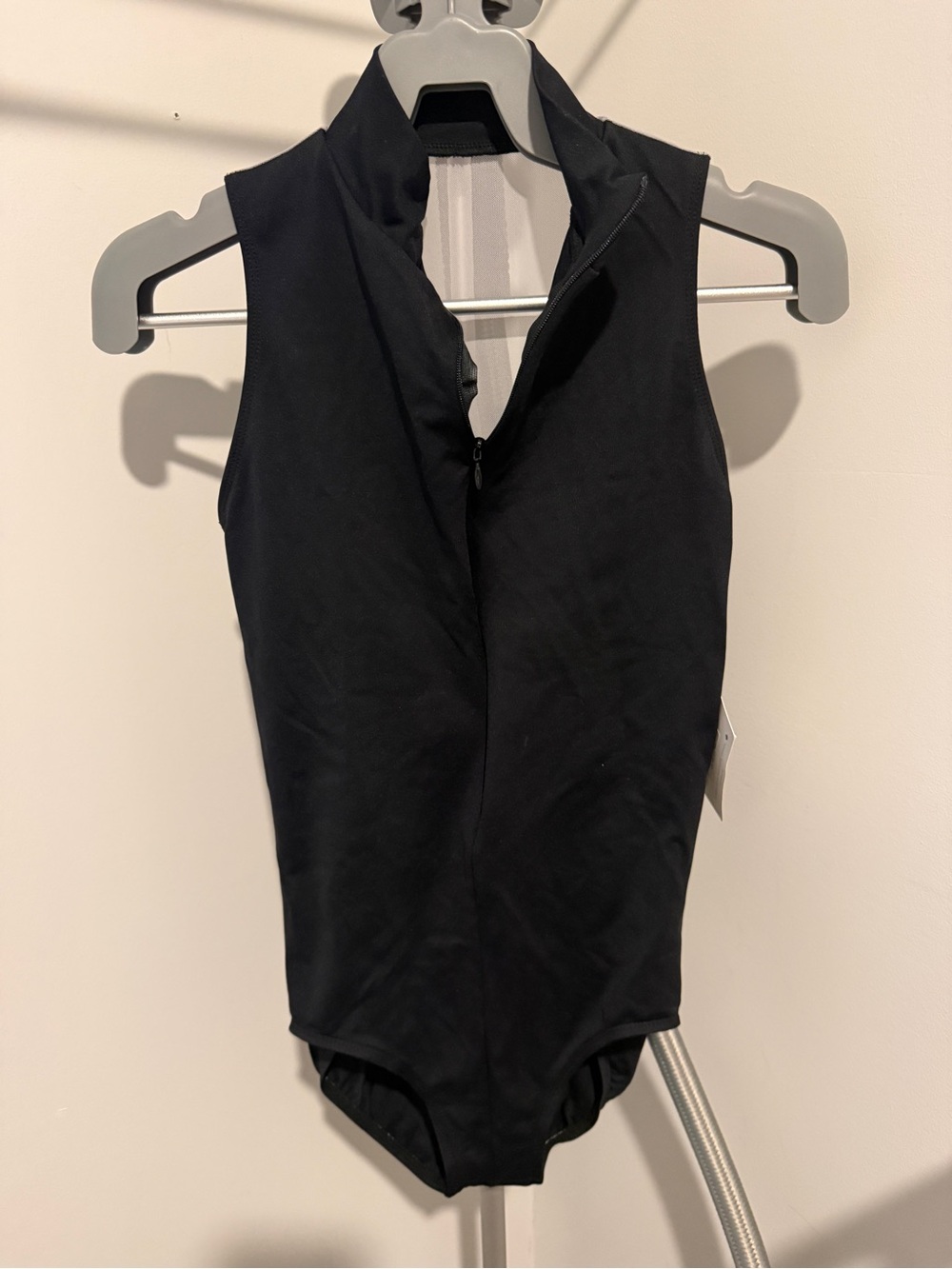 Sleeveless Black Zip-Front kids leotard